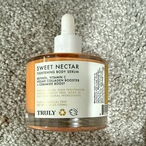 TRULY Sweet Nectar Tightening Body Serum - Orange and White